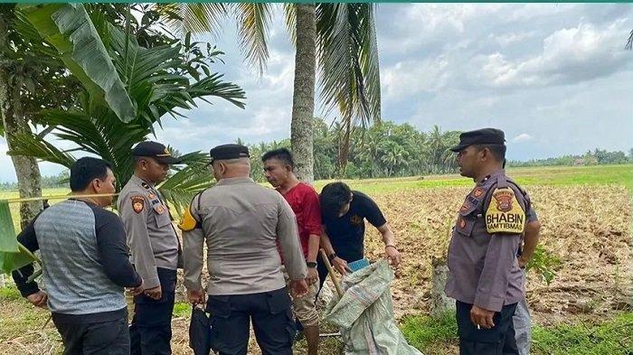 padang pariaman,ibu dan anak